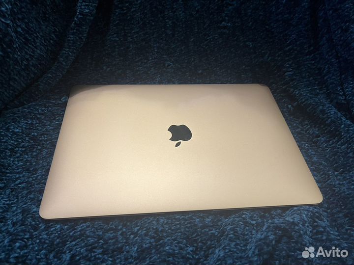 Apple MacBook air 13 2020 retina 256gb