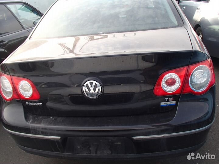 VW Passat B6 продается по запчастям (седан)