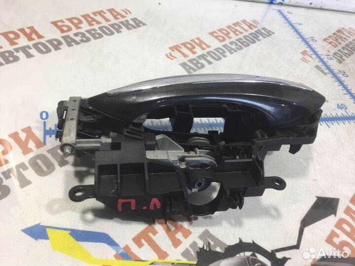 Бмв 7 серия Ручка наружняя передней двери Лев