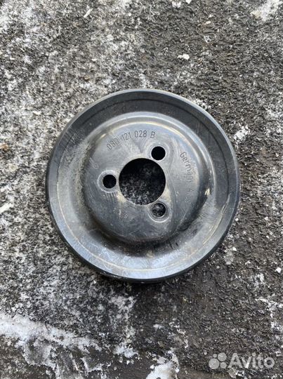 Шкив водяного насоса Volkswagen Polo Sedan
