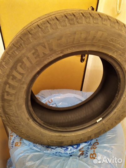 Goodyear EfficientGrip 235/65 R17