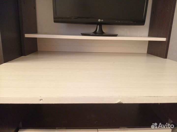 Компьютерный стол/письменный