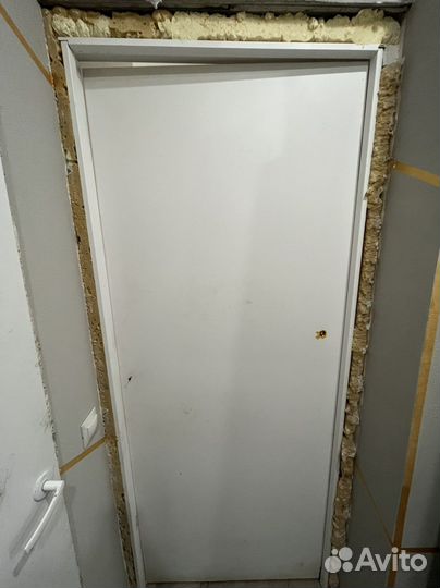 Строительные двери 4 шт