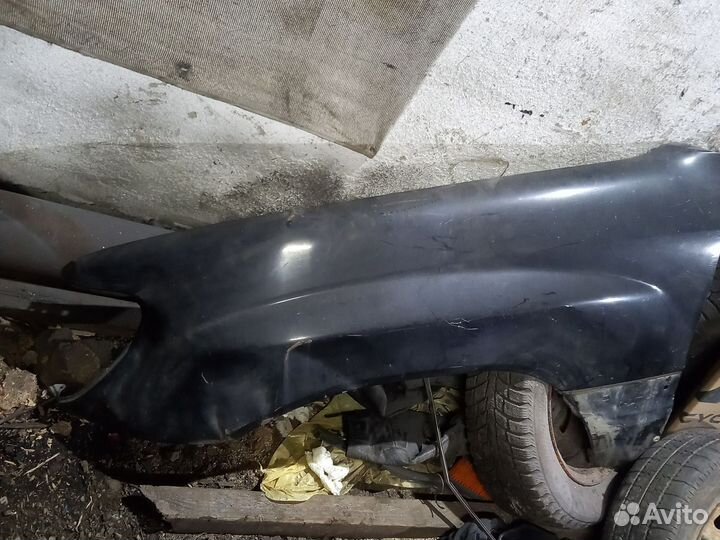 Крылья передние Lexus lx 470