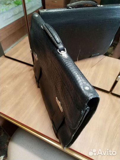 Мужской кожаный антикварный портфель