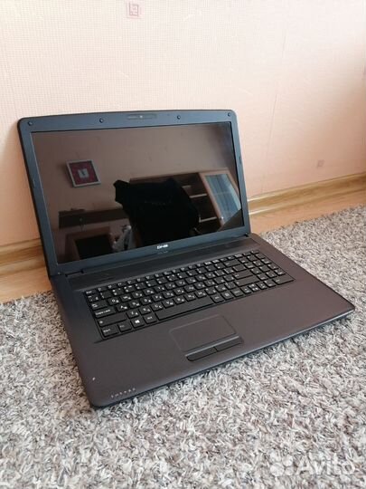 Игровой ноут Core i3/17'3/GT640M 2GB/8GB RAM/1TR