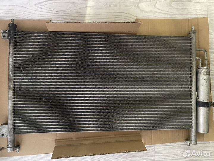 Радиатор кондиционера на honda civic 5d