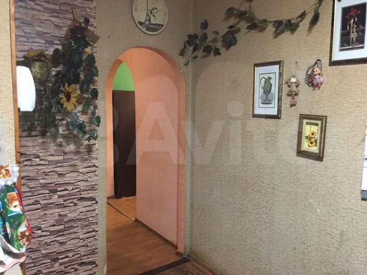 3-к. квартира, 84 м², 1/10 эт.