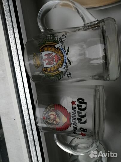 Пивные кружки и бокалы