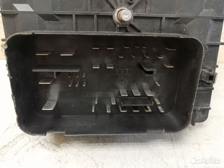 Блок предохранителей