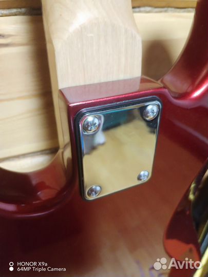 Басс гитара 4 струны + комбоусилитель