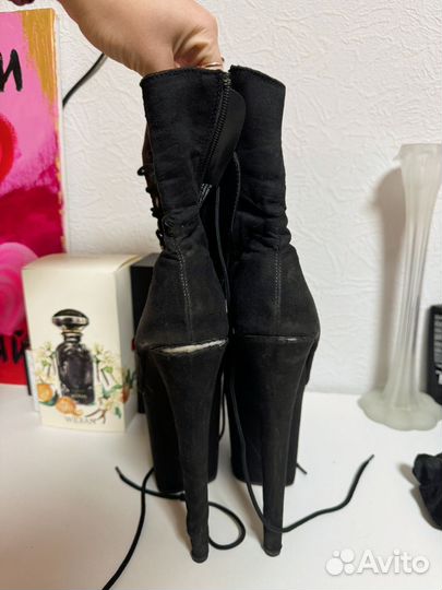 Стрипы pleaser тройки 8