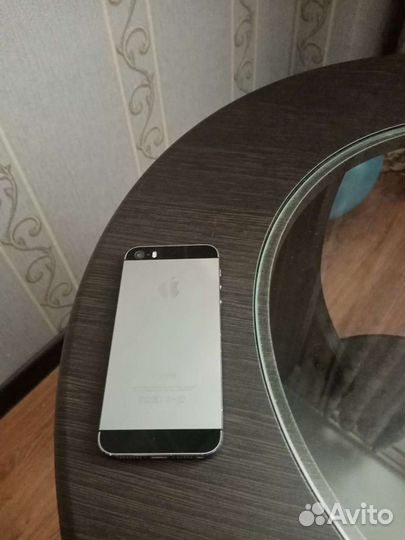 iPhone 5S, 32 ГБ