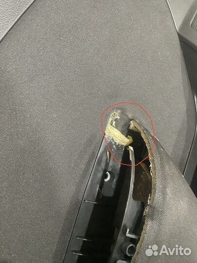 Обшивка задней левой двери opel astra j