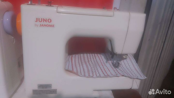 Японские швейная машинка janome