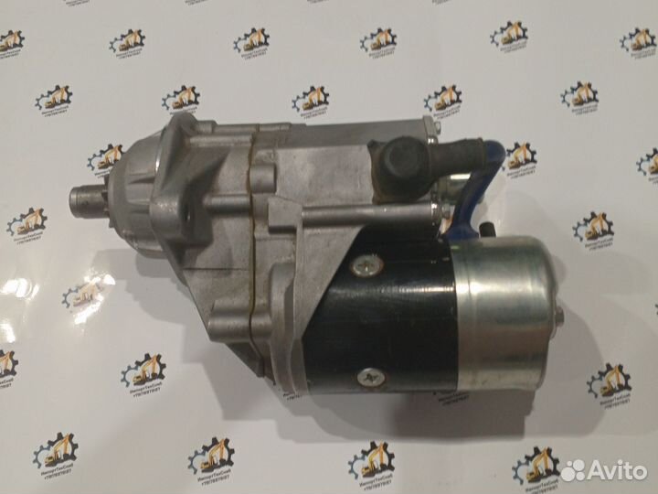 Komatsu PC200 стартер оригинал 600-813-4110
