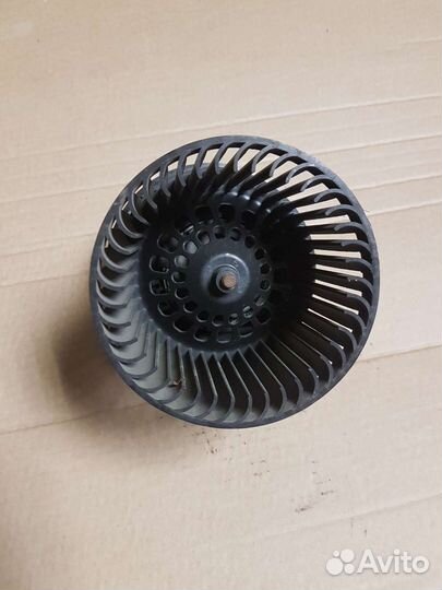 Моторчик печки Peugeot 308