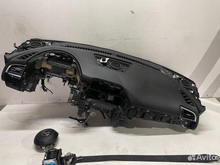 Торпедо подушка пассажира Mazda 6 GJ