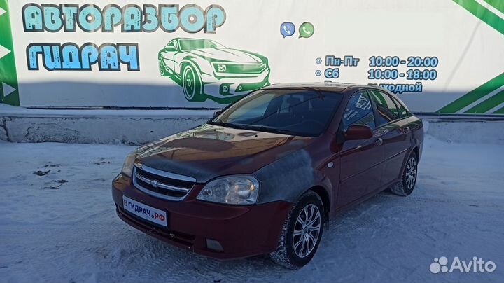 Кронштейн генератора верхний Chevrolet Lacetti 96426046