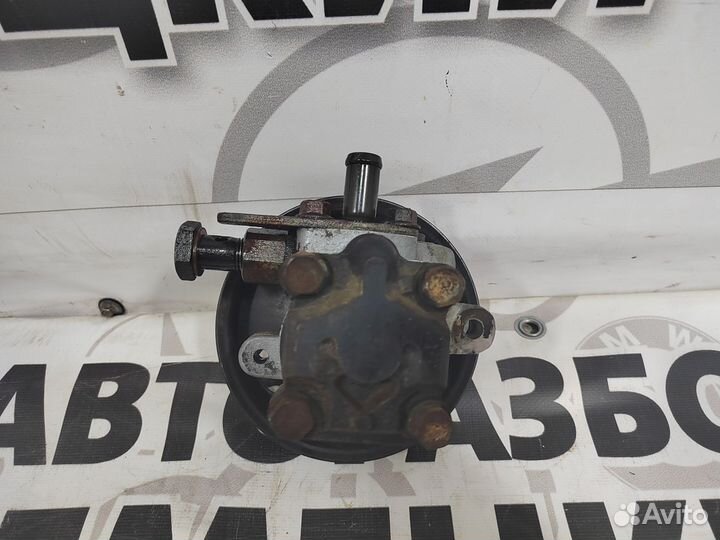 Насос гур Hyundai Santa Fe 1