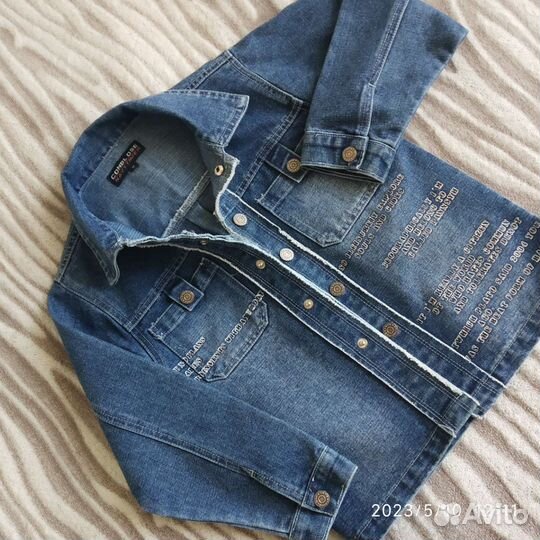 Джинсовая куртка