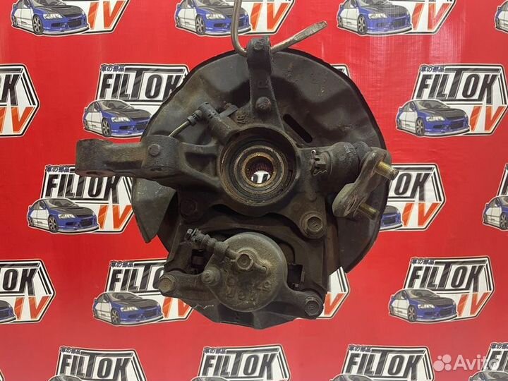 Диск тормозной передний правый Toyota Corolla