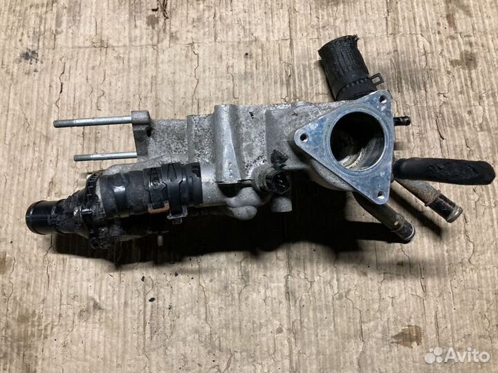 Корпус термостата Кия Соренто 2 XM 2.2л. D4HB