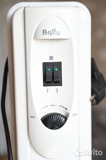 Масляный обогреватель BOH/CM-11WDN 2200