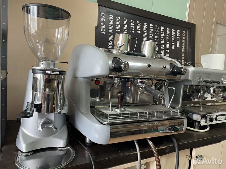 Кофемашина sofya италия + кофемолка