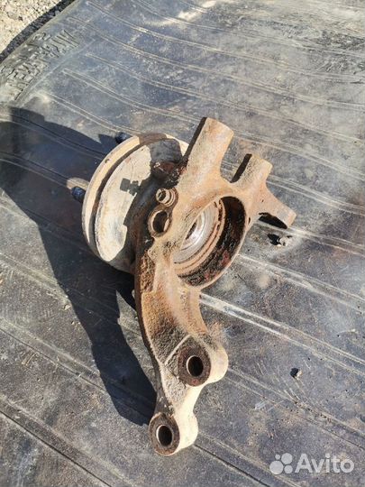 Поворотный кулак, ступица kia ceed 1 ed