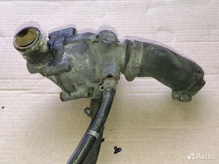 Корпус водяного насоса Мерседес W115/123