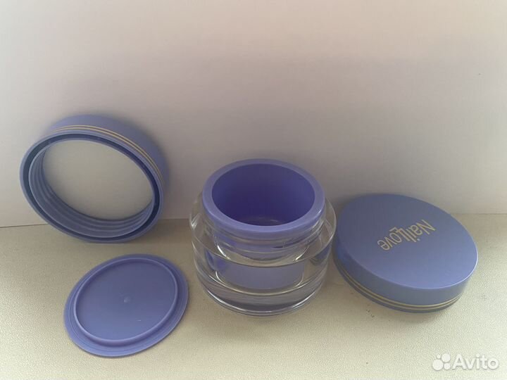 Новые пластмассовые баночки с крышкой 30 мл