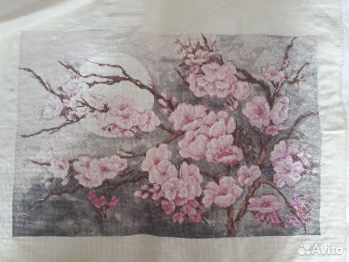 Картины вышитые