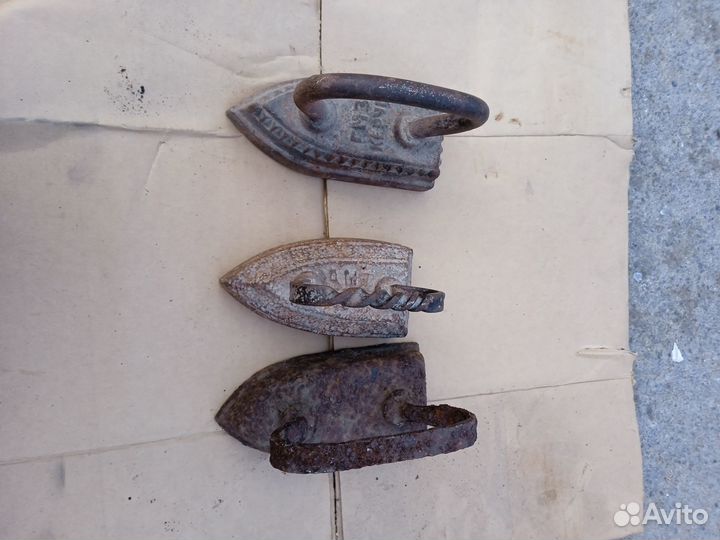 Утюг чугунный старинный