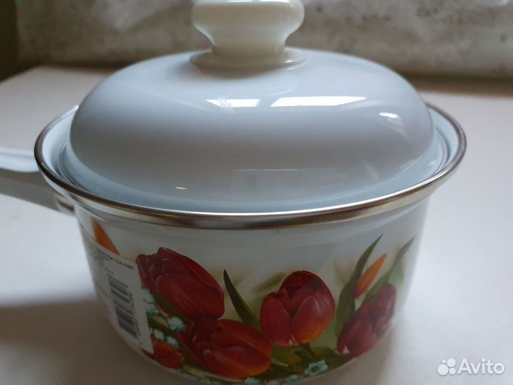 Эмалированная кастрюля-ковш