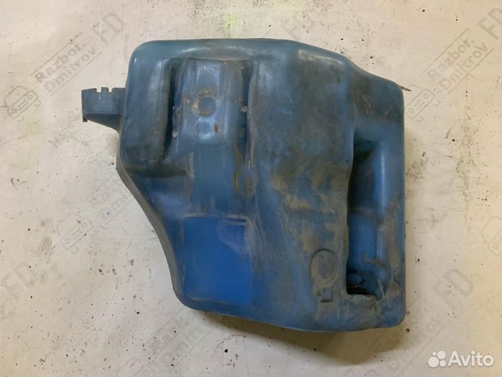 Бачок омывателя Volkswagen Passat B3 1988