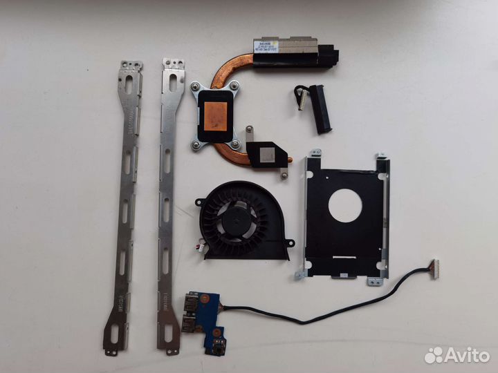 Samsung NP300E7A, NP300E7Z разбор