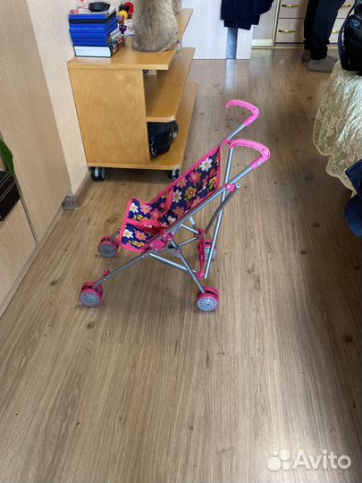 Коляска кукольная