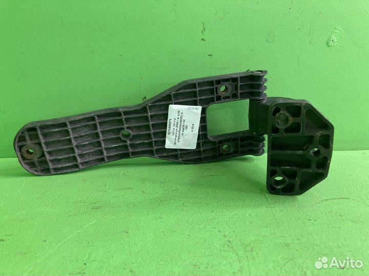 Петля капота RVI premium