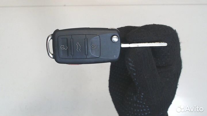 Ключ зажигания Volkswagen Touareg, 2008