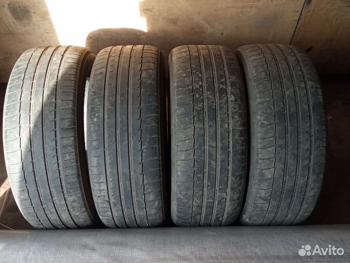 Трэкол ВЛ-ЗБК 225/55 R17 201L