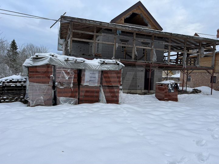 Гостиница, 742 м²