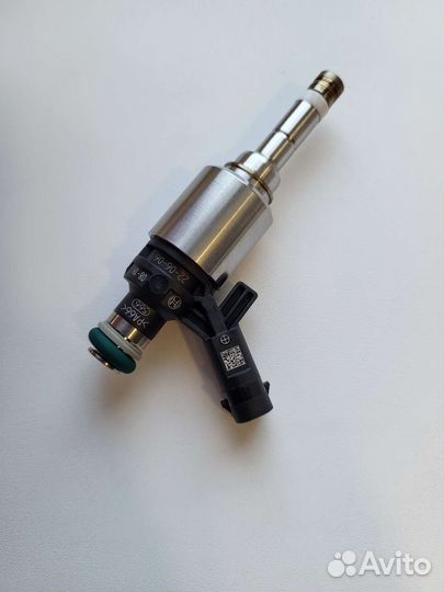 Форсунка топливная 2.0 TSI