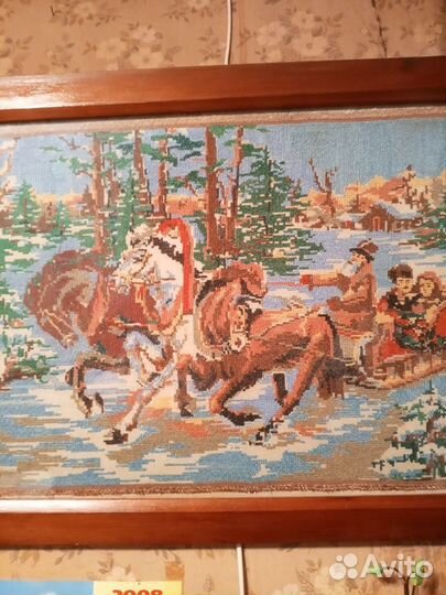 Картина вышивка крестом в деревянной раме под ст