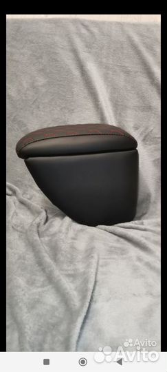 Подлокотник на hyundai solaris 2021