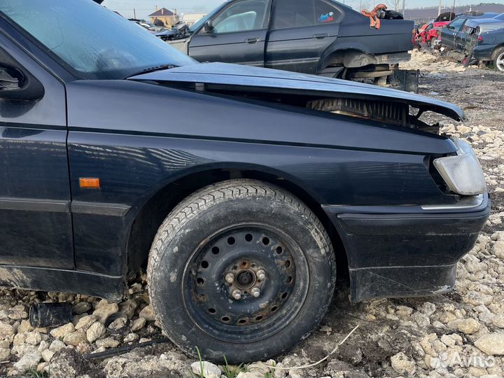 Крылья Peugeot 605 передние левое правое