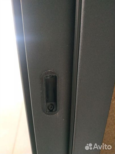 Двери межкомнатные черные