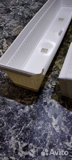 Вазон с подставкой балконный