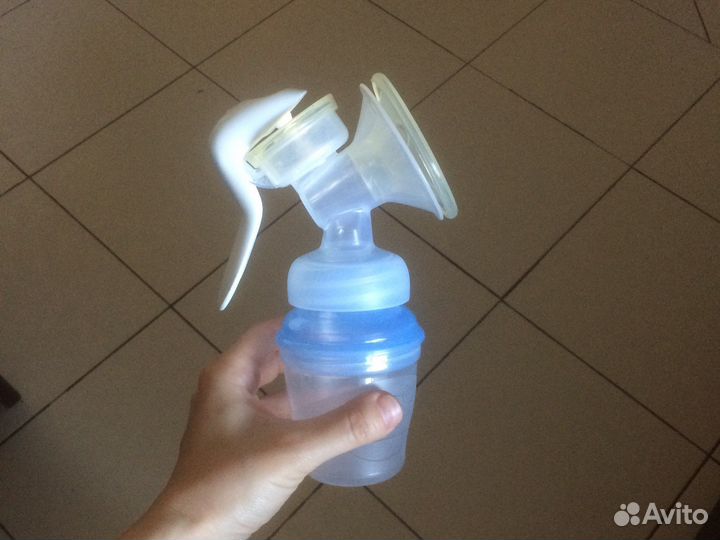 Молокоотсос avent ручной с комплектом контейнеров