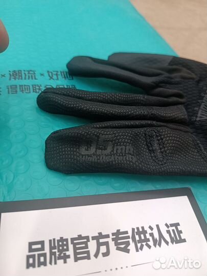 Перчатки mechanix